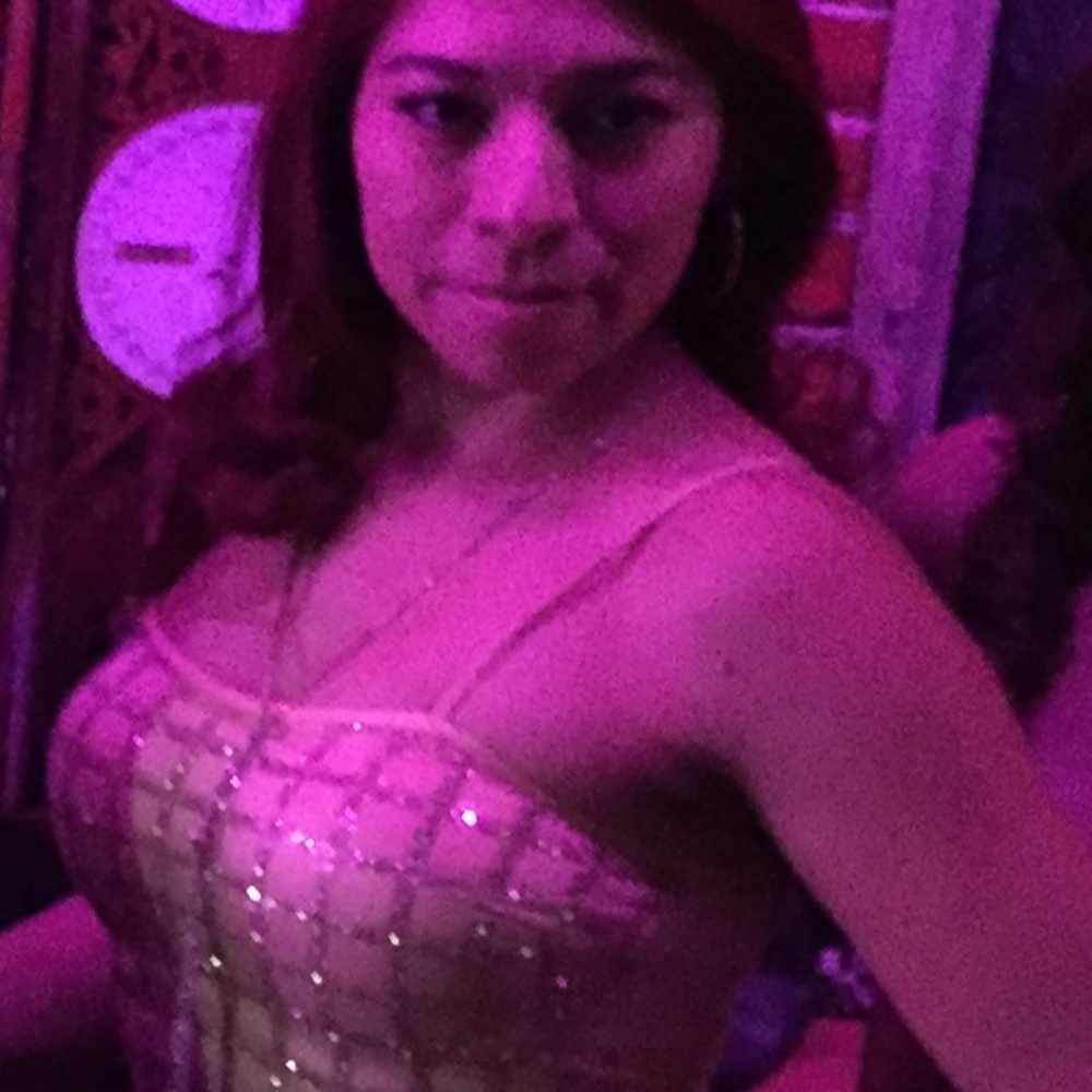 Meet your Posher, Miriam